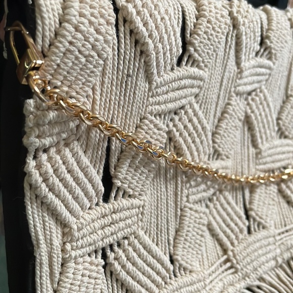 Stella & Dot Macrame Clutch - Picture 6 of 8